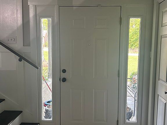 4th image of 216 Spring Valley Rd