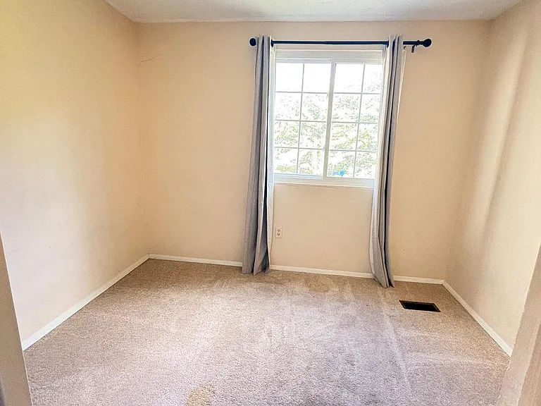 11149 Captains Walk Ct — Photo 6