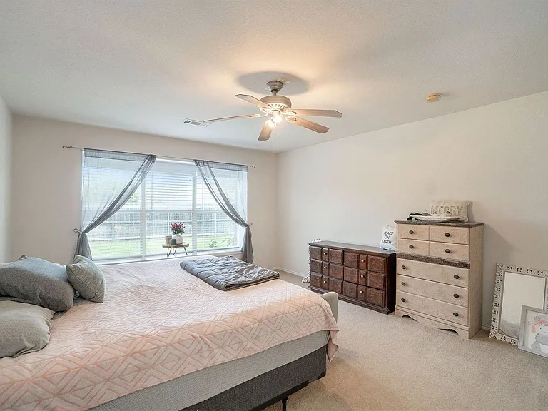 1327 Primrose Dr — Photo 19