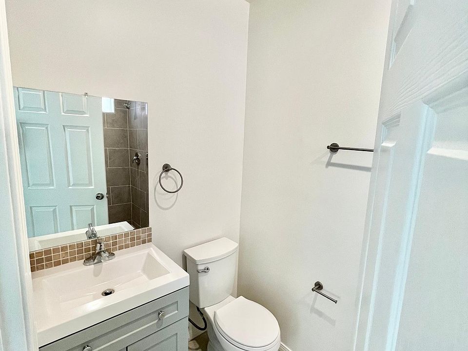 10352 Anzac Ave Los Angeles, CA, 90002 Apartments for Rent Zillow