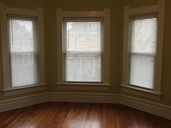 3rd image of 131 Wilson Ave