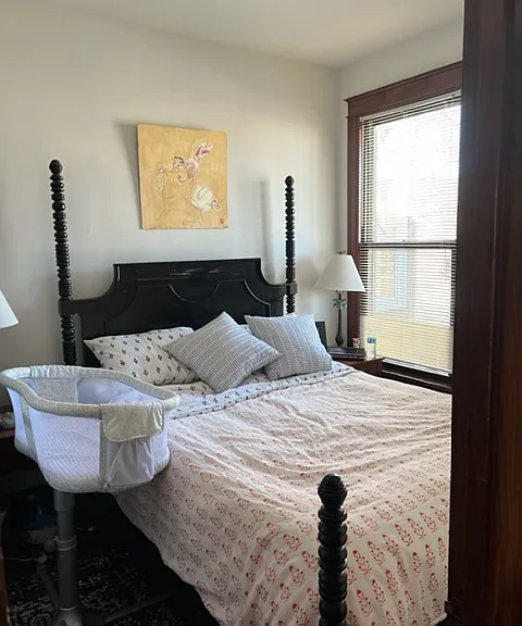1462 W Farragut Ave #1 — Photo 6