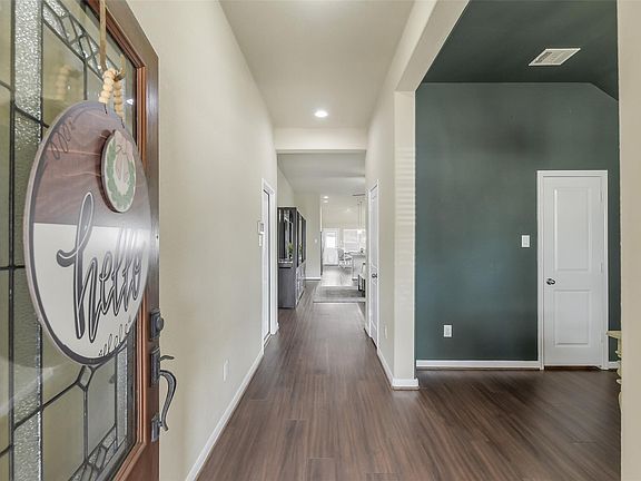 3rd image of 23710 Walnut Maze Ct