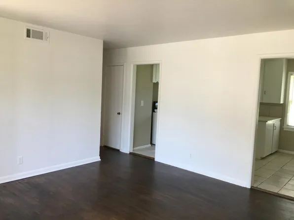 4348 N Garrison Pl, Tulsa, OK 74106