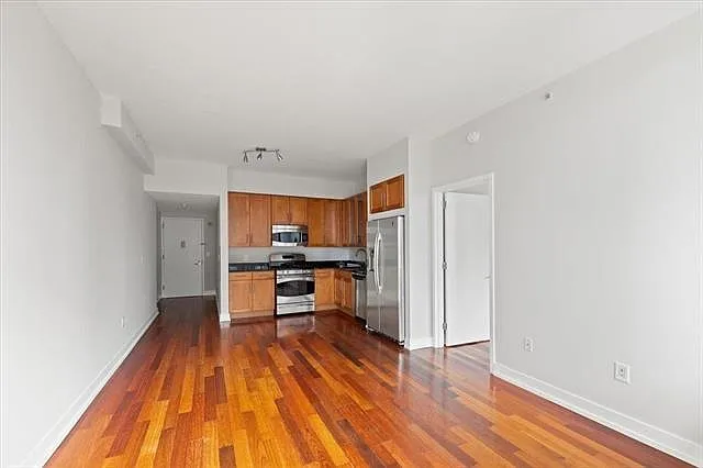 389 Washington St #29C — Photo 2