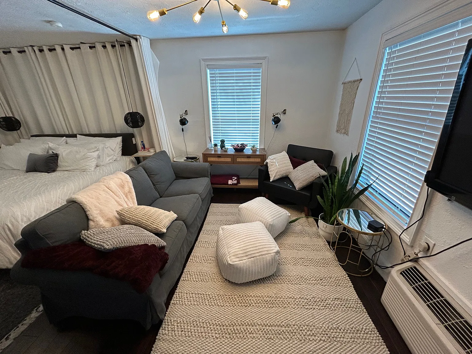 216 Montclair - 1 — Photo 3