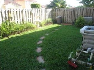 15751 SW 74th Ln, Miami, FL 33193