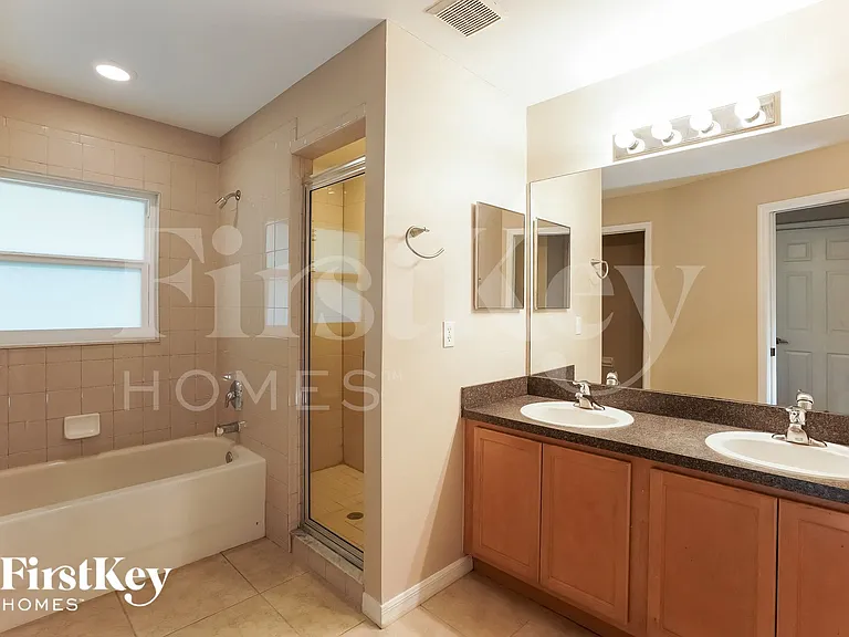 18521 Olive Rd — Photo 10