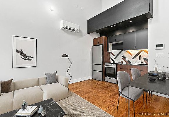 3rd image of 600 Myrtle Ave Penthouse A