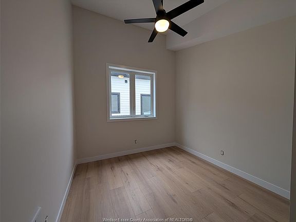 3rd image of 1711 Ford Blvd #2