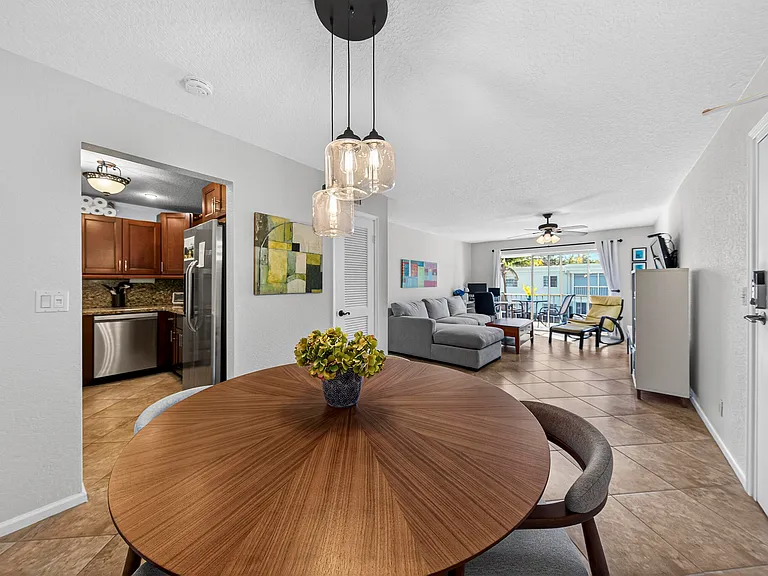6457 Bay Club Dr #4 — Photo 11
