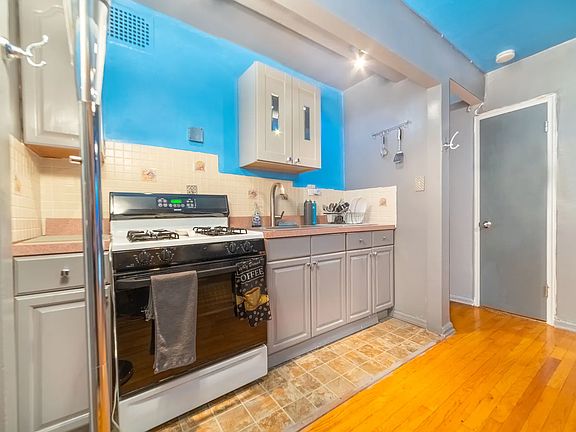 4th image of 212-04 75th Ave #3M