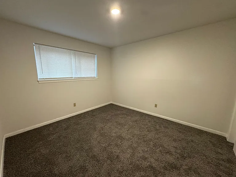 Library Place Apartments — Photo 59