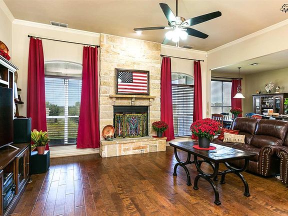 4th image of 9 Desert Willow Ct