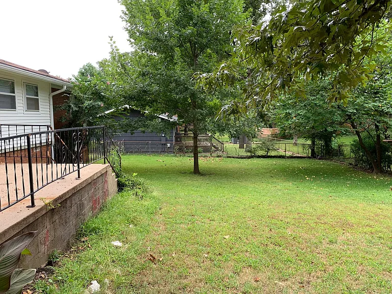 4511 Greenway Dr — Photo 19