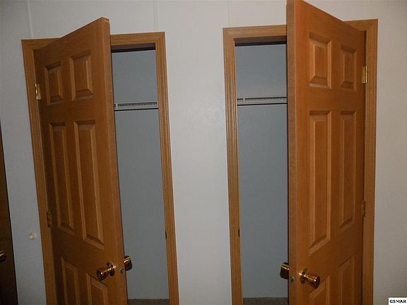 4th image of 3148 McGill Rd