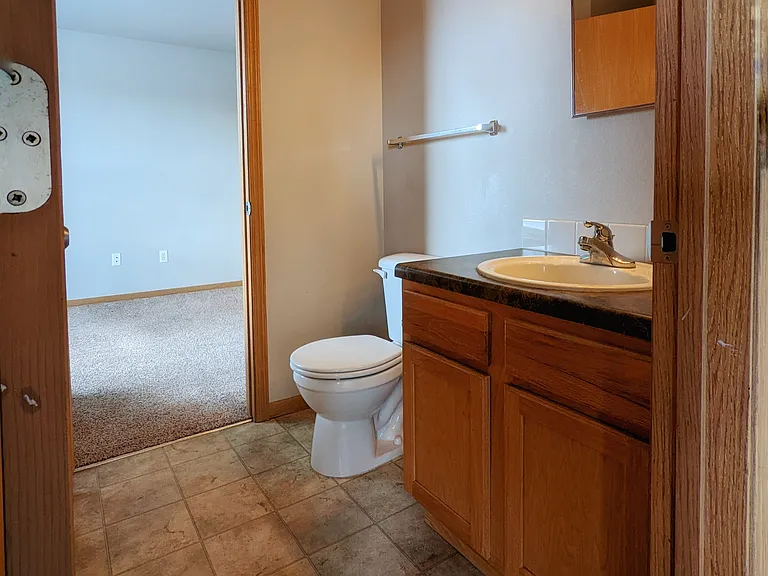429 Mitchell St #I2-I4 — Photo 2