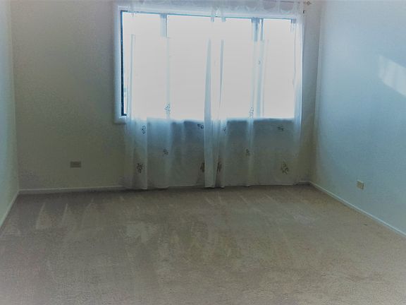4th image of 2000 Bayside Dr Unit 213