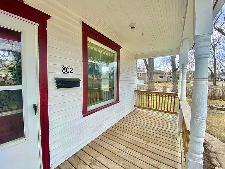 802 N Holcombe Ave — Photo 17