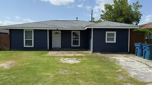 1308 Edward Dr Photo 1