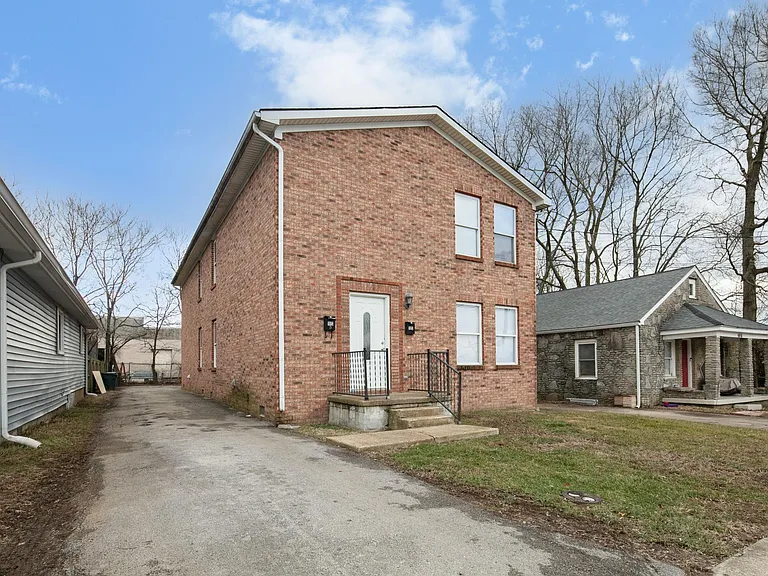 408 Dallas Ave #A — Photo 1