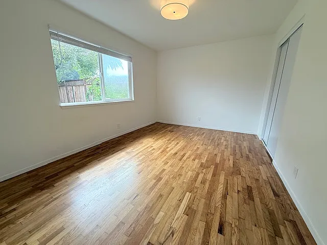 226 Getchell St — Photo 13