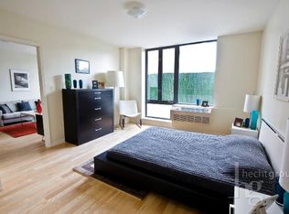 2519 27th St APT 2A, Astoria, NY 11102