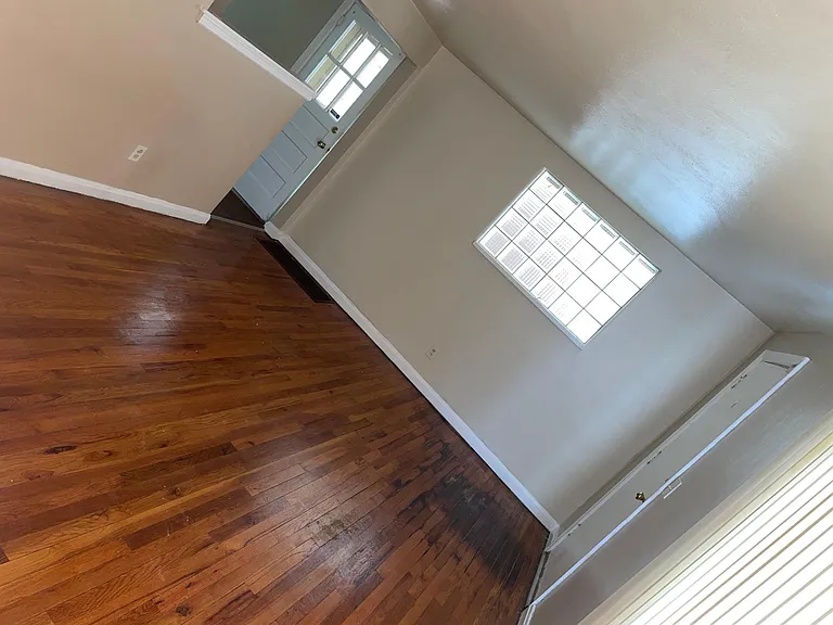 209 E Sunrise Ave #209 — Photo 8