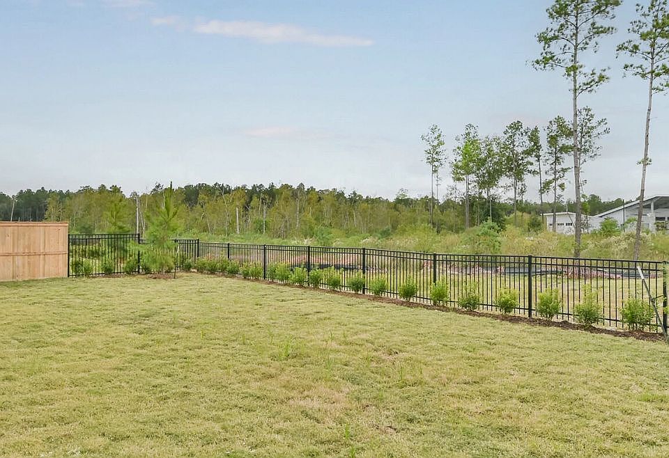 Homesite 1234 backyard