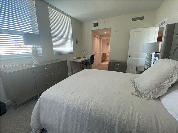 5th image of 480 Hibiscus St Suite 801