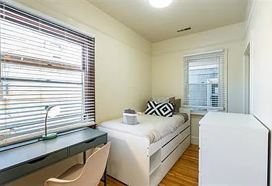 2427 Ellsworth St — Photo 211