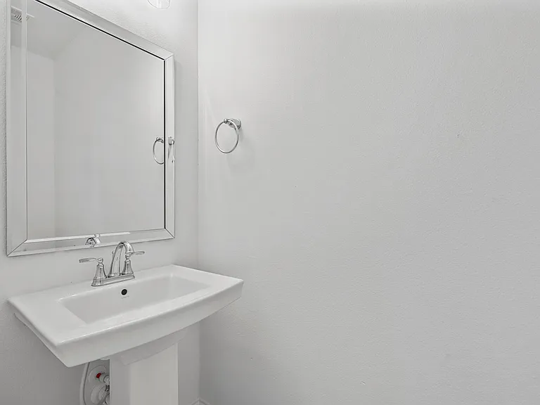 228 Sunset Ln — Photo 22