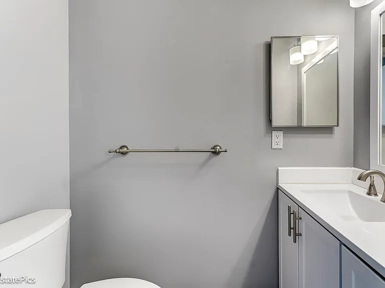 43449 W Arbor Way Dr #200 — Photo 9