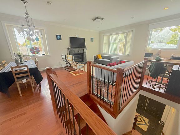 2nd image of 5421 Fleming St