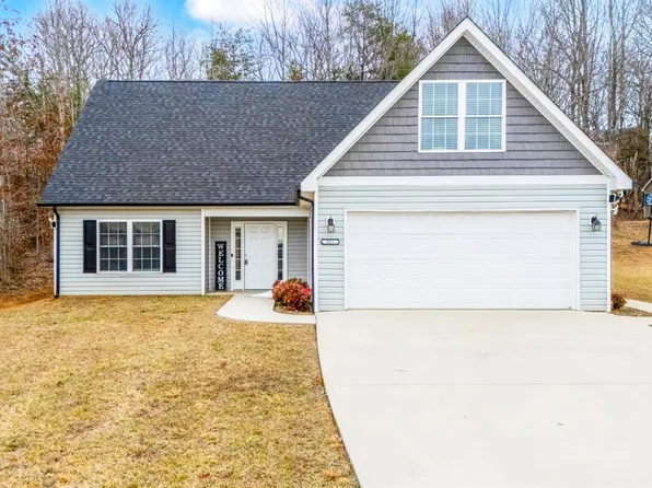 521 Mantle Dr, Rustburg, VA 24588