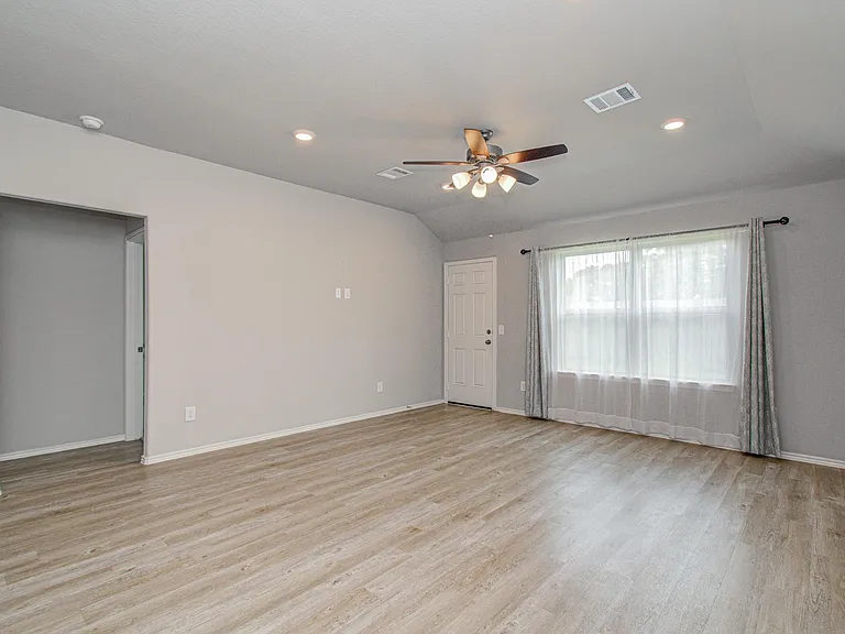 2030 Brixham Bluff Ln — Photo 9