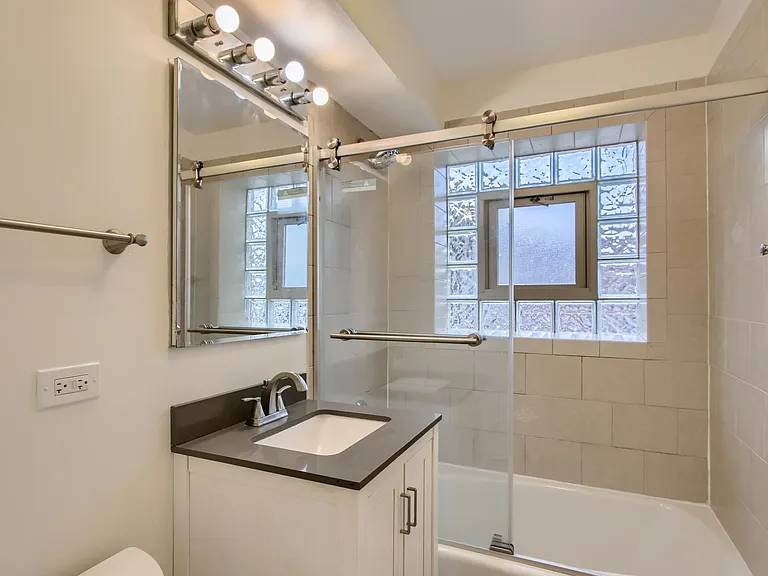 32 Elgin Ave #A2 — Photo 10