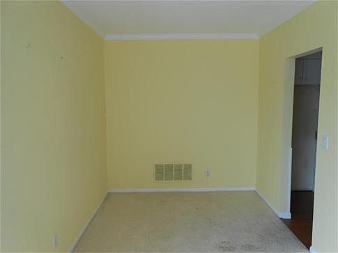4th image of 1028 Hidden Landing Trl Unit 51