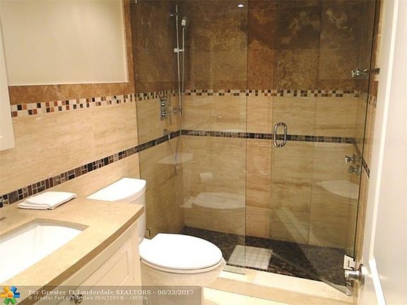 4th image of 4250 Galt Ocean Dr APT 4J