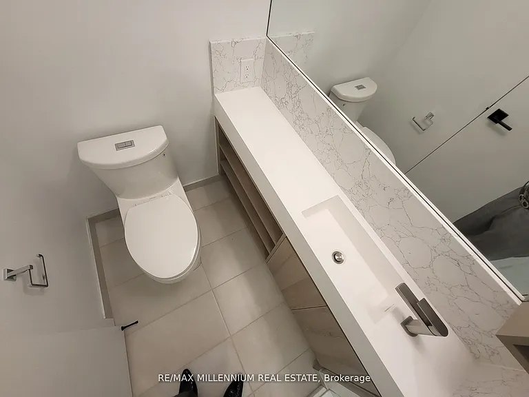 319 Jarvis St #5006 — Photo 17