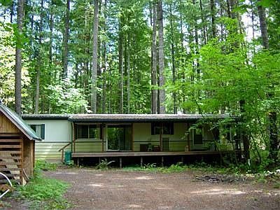 1st image of 120 Shady Ln