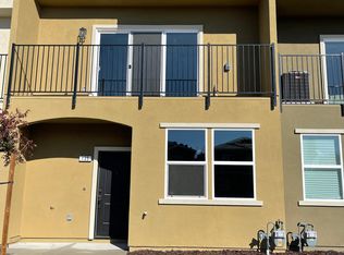 135 Bundeson Dr, Hollister, CA 95023