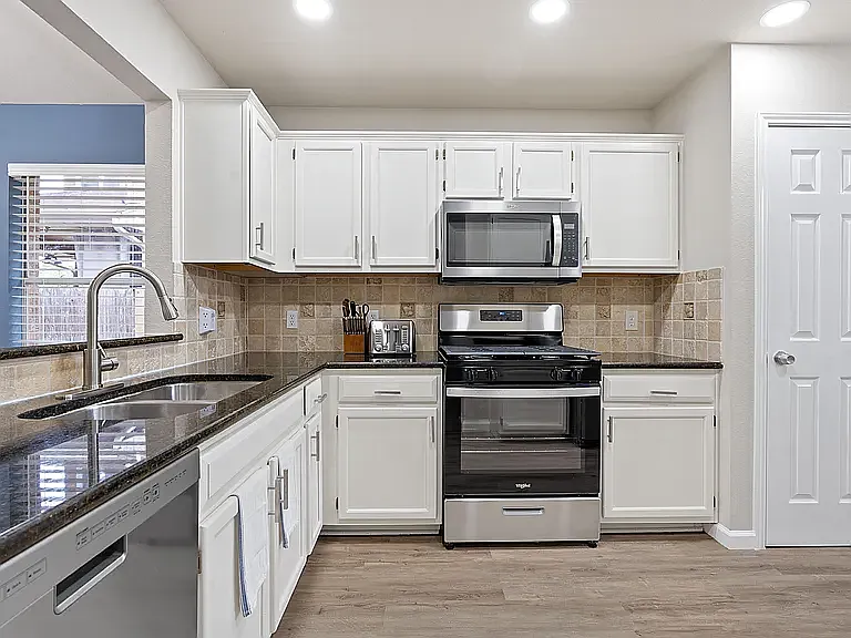13424 Tossa Ln — Photo 4