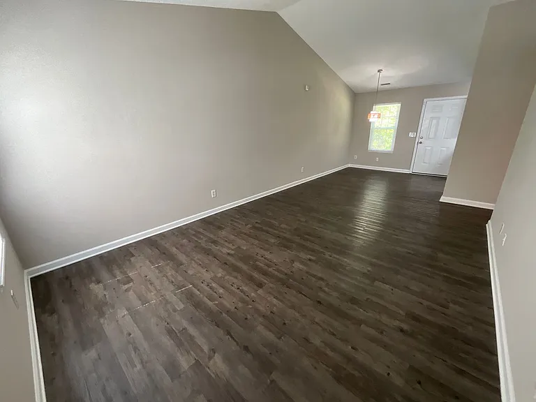 2709 Ingleside Dr — Photo 12