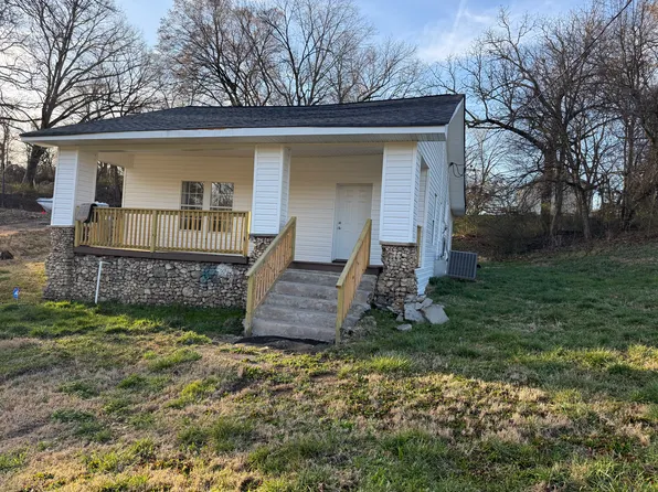 730 Lakeview Park, Rossville, GA 30741