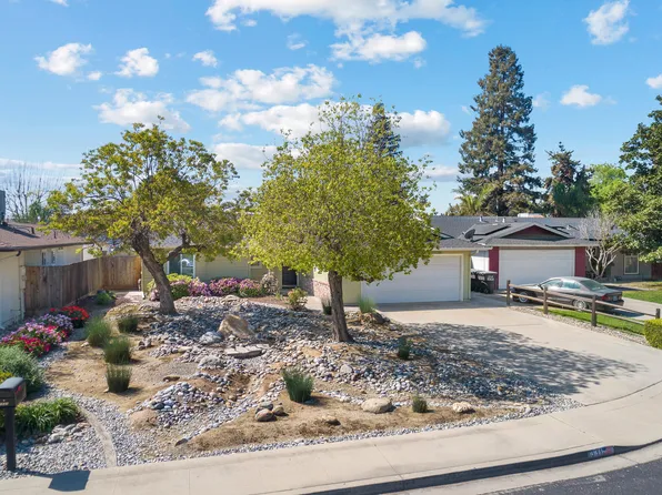 1331 W Mary Ct, Visalia, CA 93277