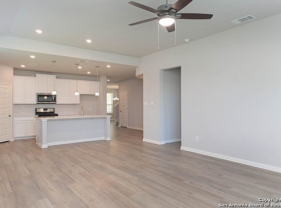 5th image of 9103 DAK AVE