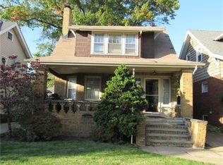 17702 Archdale Ave, Lakewood, OH 44107