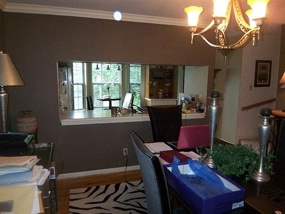 5th image of 600 Delta Ave Unit 12