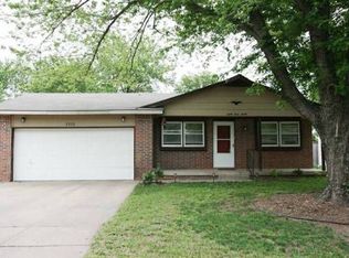 3220 S McComas Ave, Wichita, KS 67217